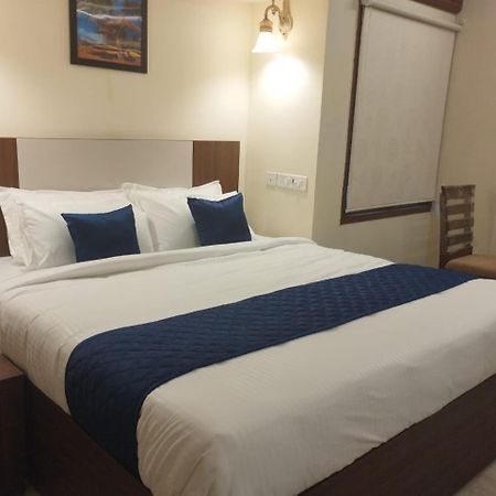 فندق A.R Residency شيناي المظهر الخارجي الصورة