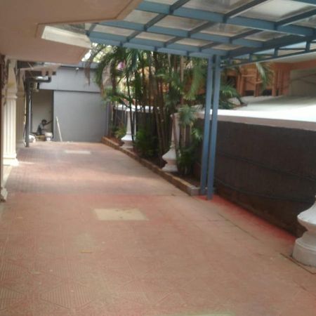 فندق A.R Residency شيناي المظهر الخارجي الصورة