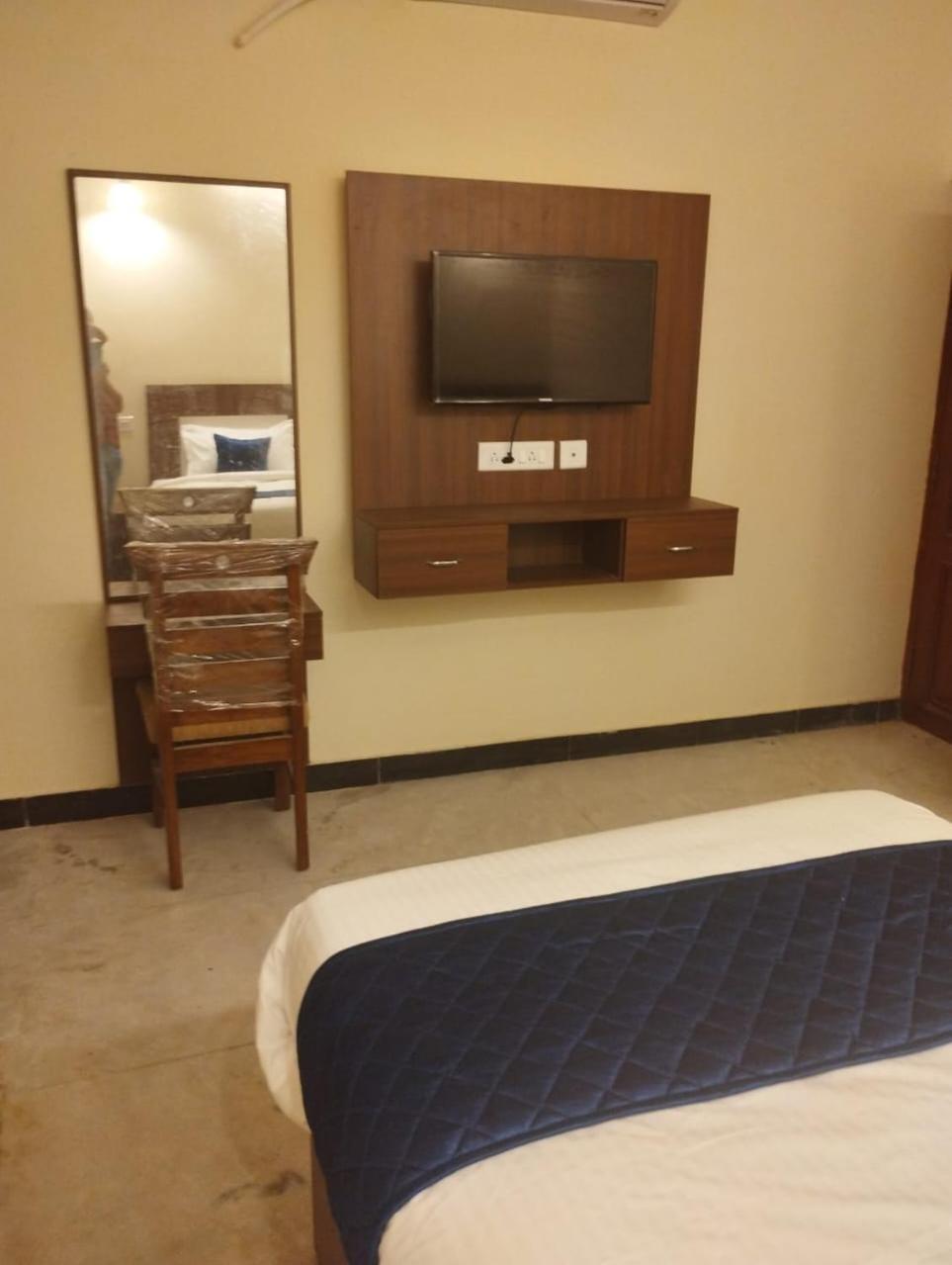 فندق A.R Residency شيناي المظهر الخارجي الصورة