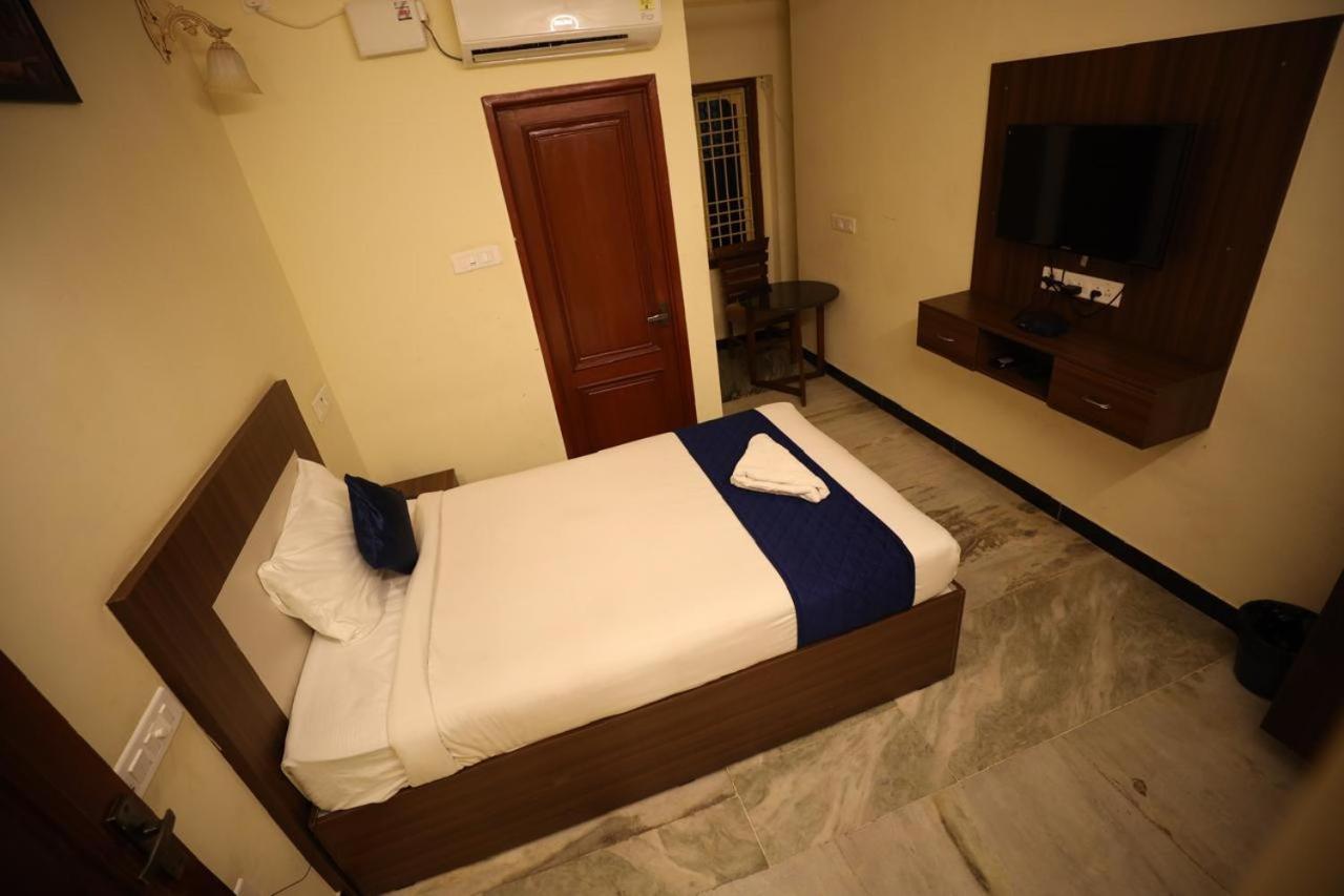 فندق A.R Residency شيناي المظهر الخارجي الصورة
